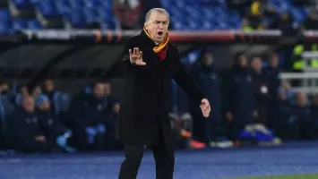 كواليس مثيرة.. مساعد فاتح تريم يكشف مفاجآت في مفاوضات الأهلي