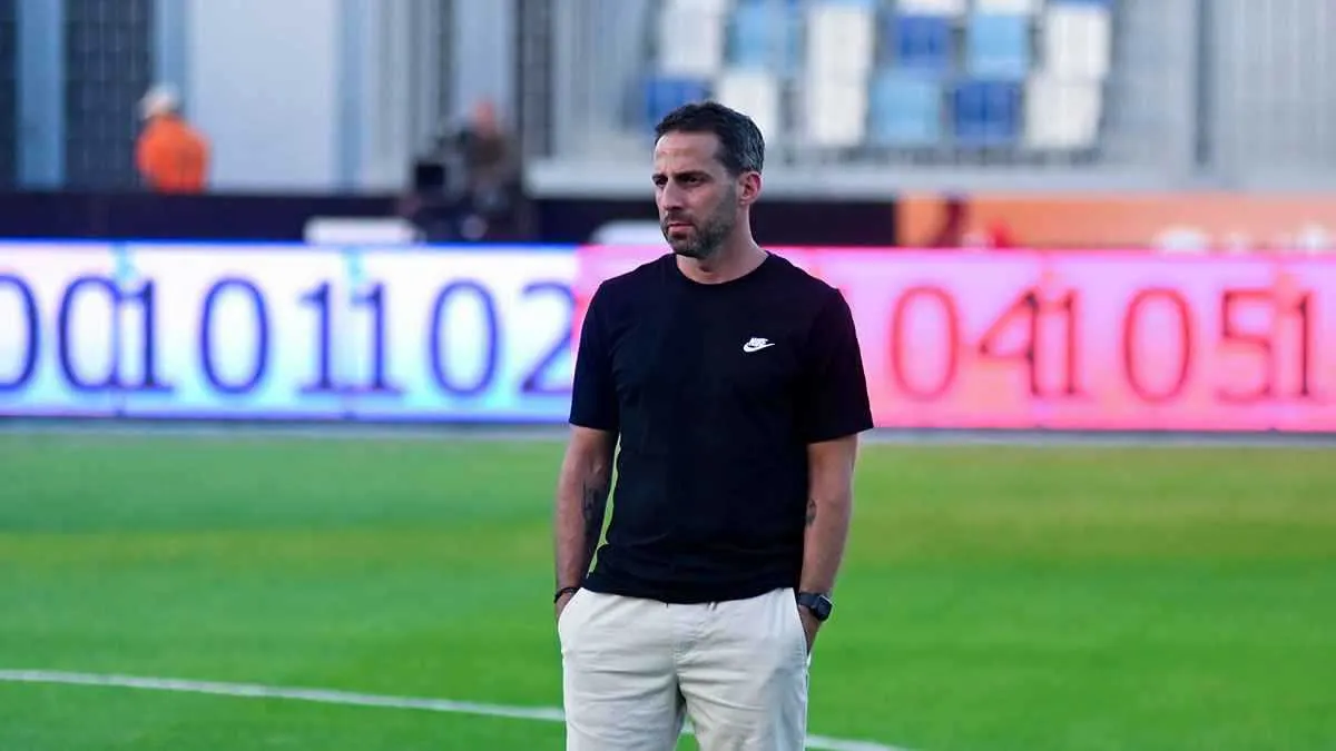 استبعاد نجم الزمالك من قائمة مواجهة الأهلي