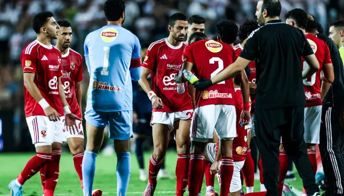 صوره عن الأهلي يكشف تفاصيل إصابة طاهر محمد طاهر أمام الزمالك