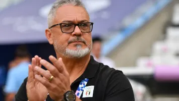 هل يقترب ميكالي من تدريب الأهلي؟.. وكيله يكشف الحقيقة