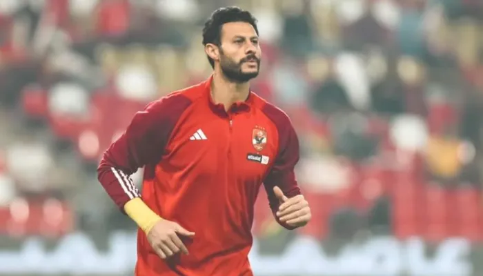 عرض خليجي يربط مصير الشناوي بمدرب الأهلي الجديد
