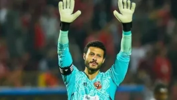 بعد اهتمام الفتح.. الأهلي يحسم موقفه من بيع الشناوي في يناير