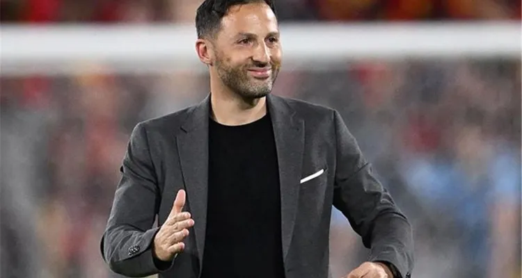 دومينيكو تيديسكو | مدرب بلجيكا وبطل كأس ألمانيا تحت منظار الأهلي