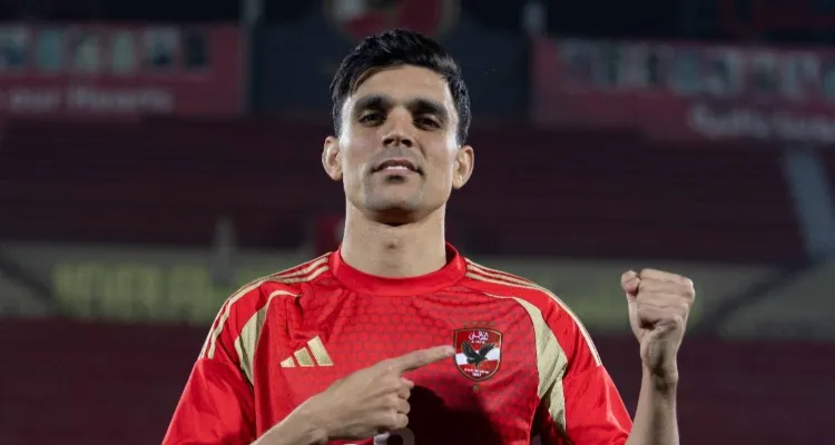 حقيقة رحيل أشرف بن شرقي عن الأهلي في يناير