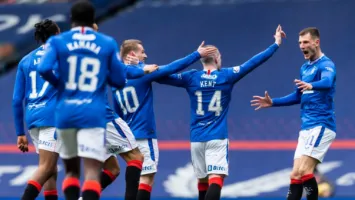 رينجرز الاسكتلندي يراقب صفقة الأهلي الشتوية