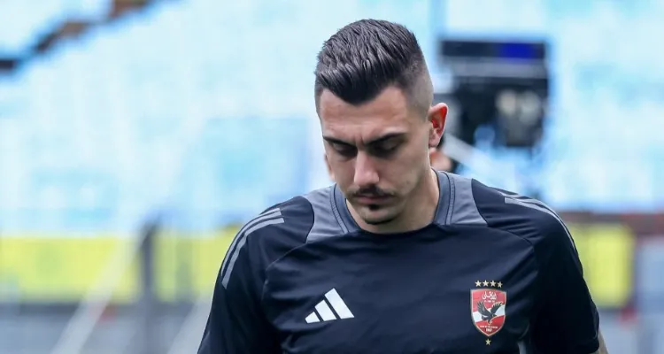 الأهلي يرد على عرض جراديشار الأوروبي.. ويحدد سعر بيعه المنطقي