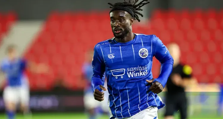 عاجل | عرض ليبي يهدد انضمام مونزيالو إلى الأهلي