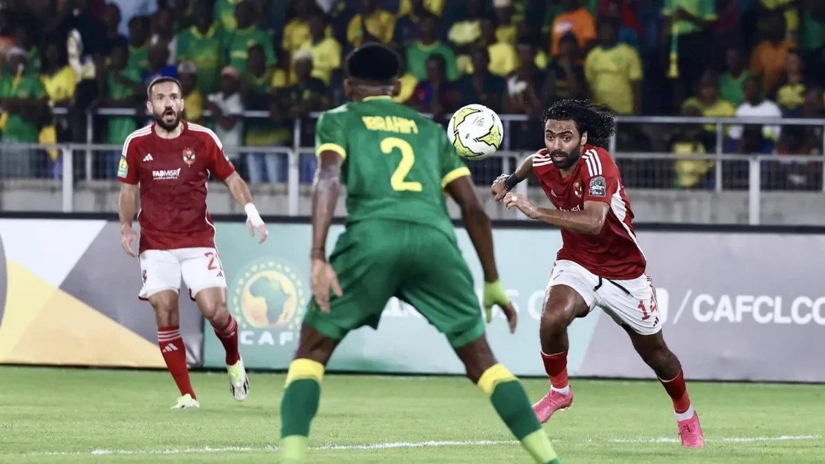 تفوق أحمر كاسح.. تاريخ مواجهات الأهلي ويانج أفريكانز في دوري أبطال أفريقيا