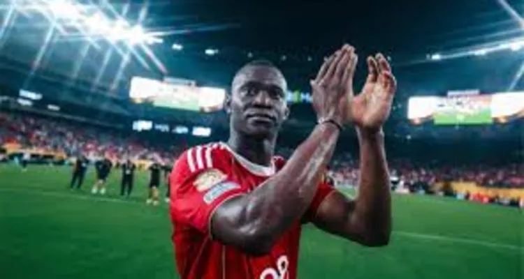 العرض الإسباني في الطريق.. ديانج يوجه طلبًا إلى الأهلي