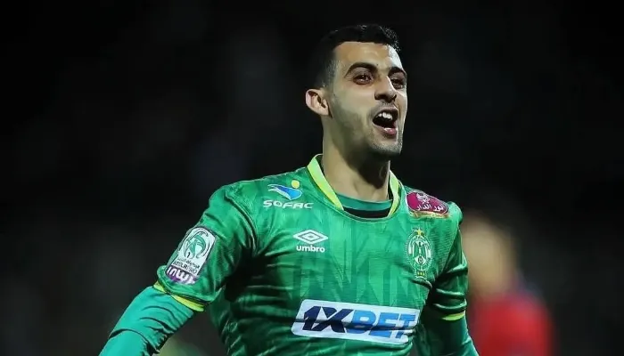 الأهلي يفسخ عقد لاعبه الأجنبي لقيد يوسف بلعمري