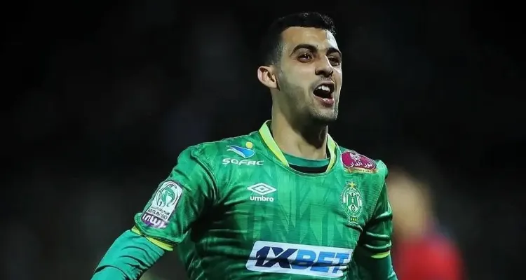 الأهلي يفسخ عقد لاعبه الأجنبي لقيد يوسف بلعمري