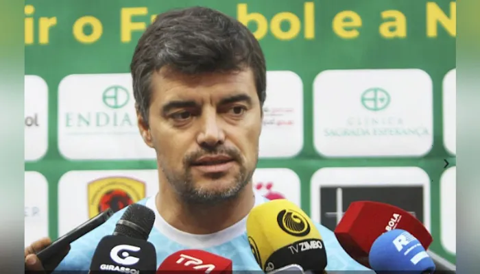 "أصعب تحدٍ لنا".. مدرب يانج أفريكانز يعلق على مواجهة الأهلي بدوري أبطال إفريقيا