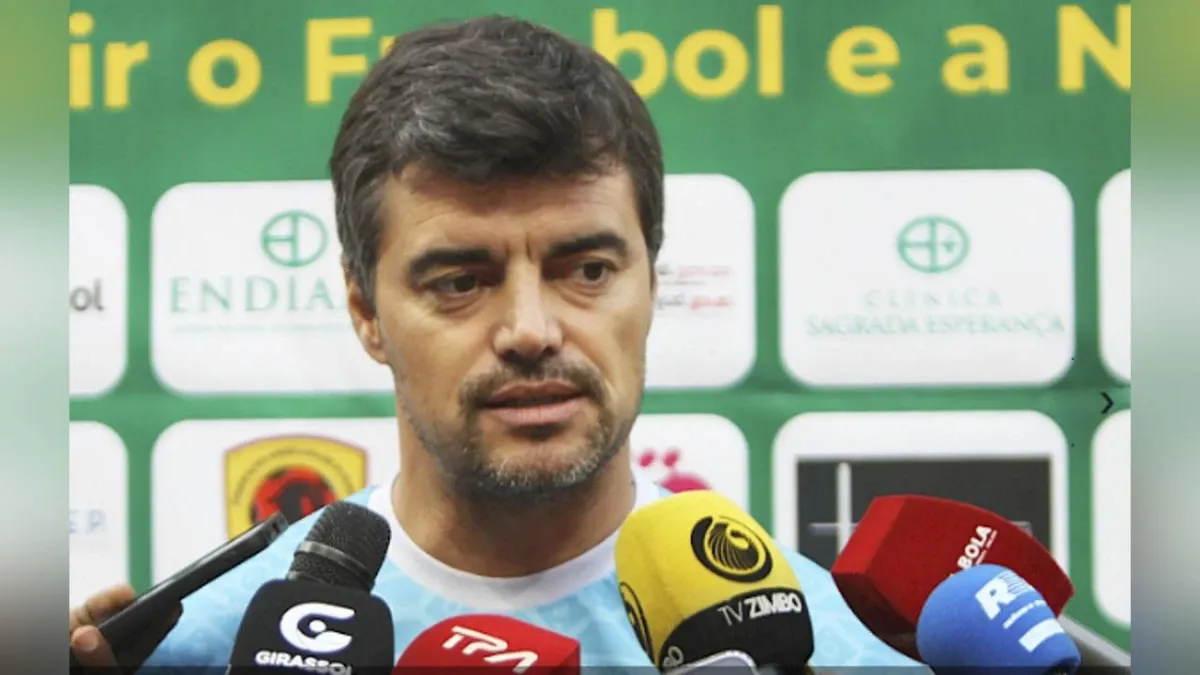 "أصعب تحدٍ لنا".. مدرب يانج أفريكانز يعلق على مواجهة الأهلي بدوري أبطال إفريقيا