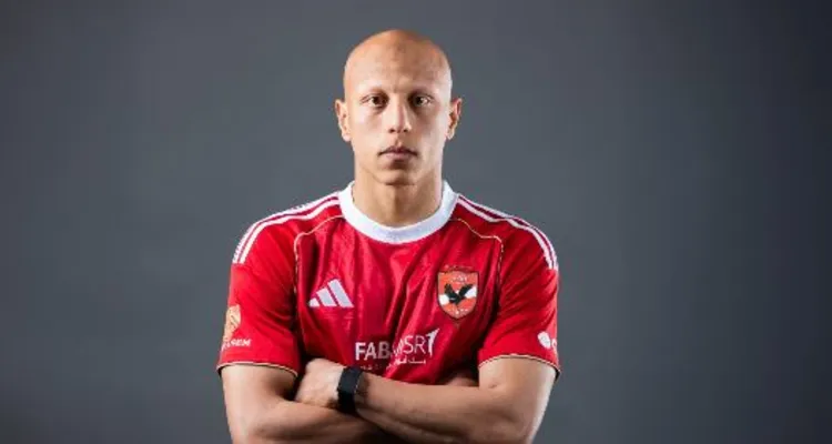 رسميًا | الأهلي يعلن التعاقد مع عمرو الجزار