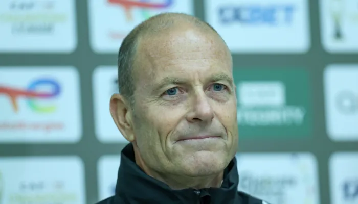 توروب يتحدث عن مواجهة الأهلي ويانج أفريكانز.. الدنماركي يكشف موقف الصفقات الجديدة