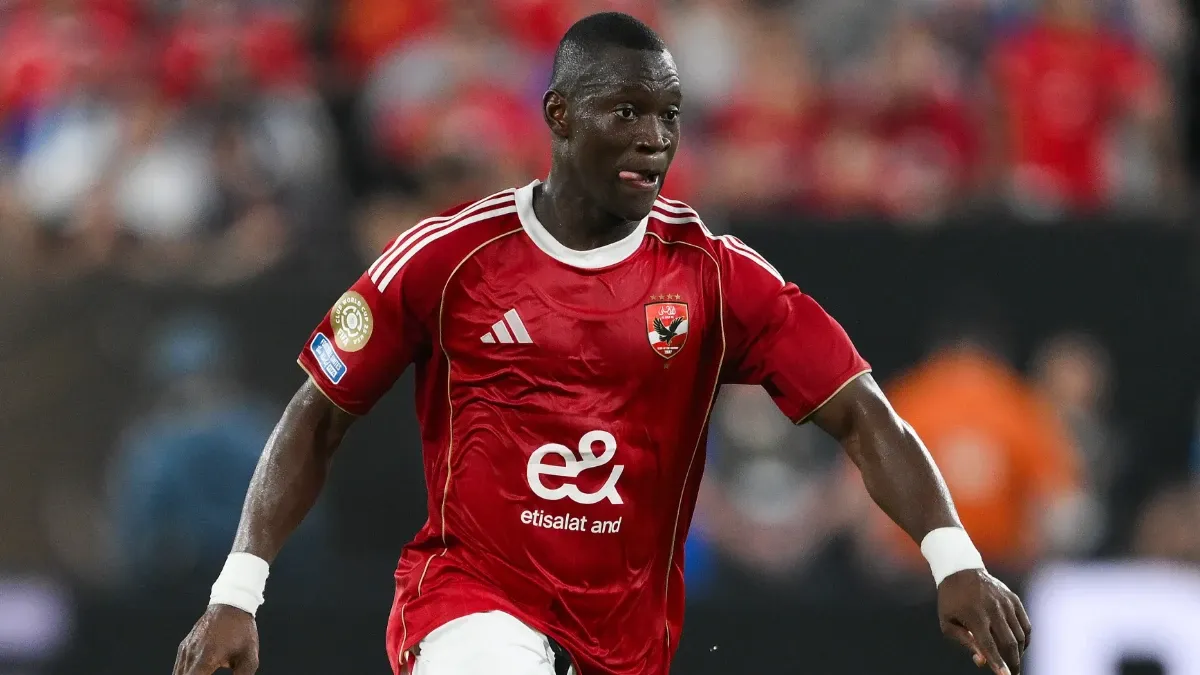 الأهلي يخطر ديانج برفض عرض فالنسيا رسميًا.. ورد فعل اللاعب