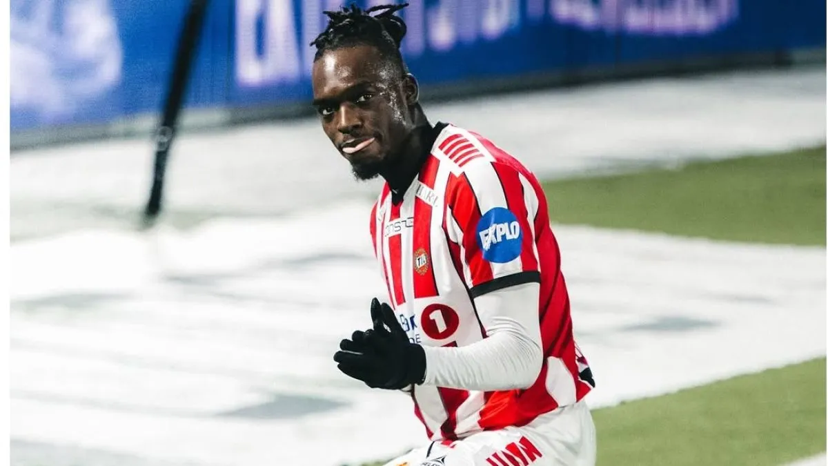 أول رد من المهاجم الأنجولي كامويش على مفاوضات الأهلي