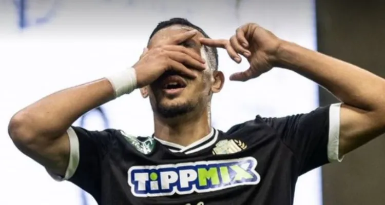 بالأرقام | أحمد نذير بن بوعلي.. صفقة الأهلي المحتملة يتألق في قمة الدوري المجري