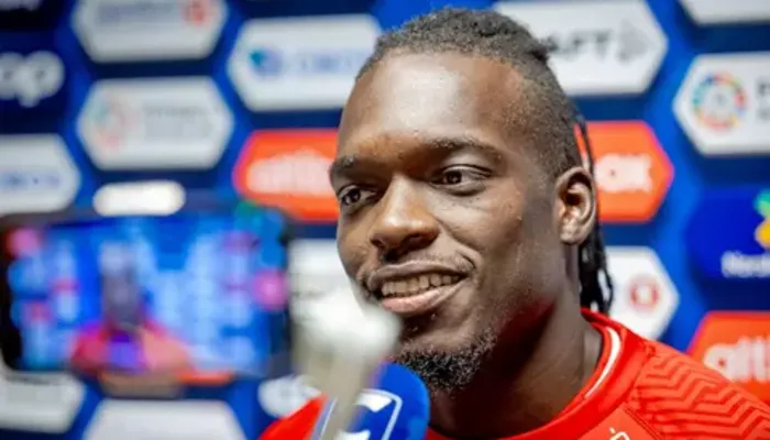 تطورات مثيرة في مفاوضات الأهلي لضم كامويش.. اعرف التفاصيل