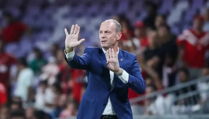 "لاعب امتياز" في نظر توروب.. كواليس إشادة خاصة داخل الأهلي