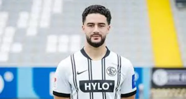 ساعة الحسم اقتربت.. من هو الفلسطيني محمد محمود صفقة الأهلي المرتقبة؟