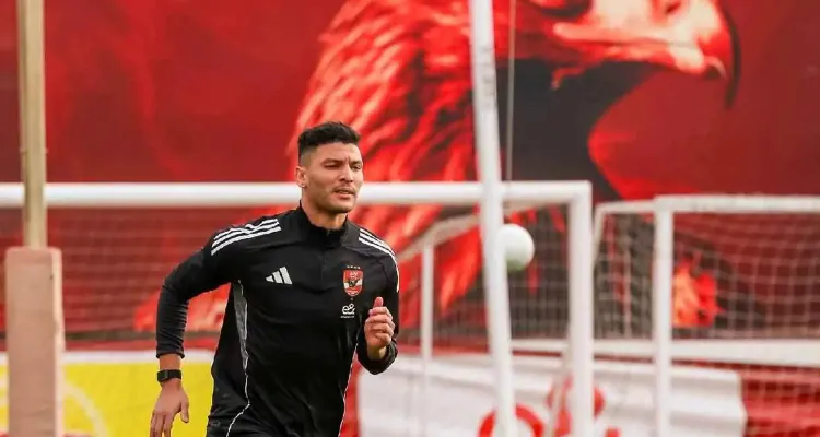 والد أشرف داري: حظرت 30 صحفيًا.. ويفجر مفاجأة بشأن فسخ عقد نجله مع الأهلي