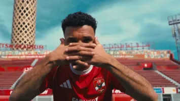 الصفقة الخامسة.. الأهلي يعلن رسميًا التعاقد مع هادي رياض