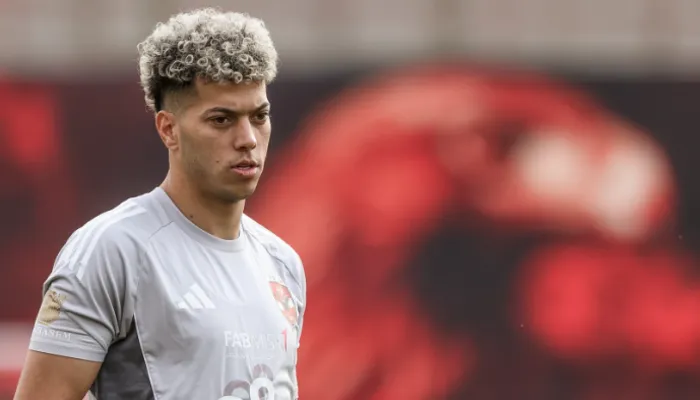 خاص.. عرض سعودي قد يعجل برحيل إمام عاشور بعد أزمته مع الأهلي