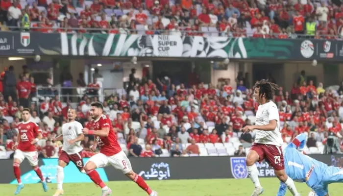 سيراميكا كليوباترا يحسم موقفه من عرض الأهلي لضم مروان عثمان