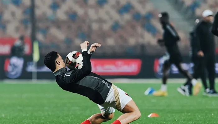 هل يخوض إمام عاشور تدريباته مع المستبعدين من مباراة يانج أفريكانز؟