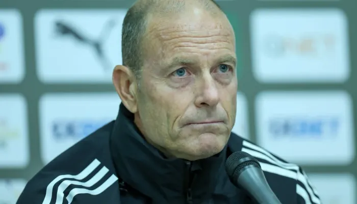 أول تعليق من توروب بعد تعادل الأهلي أمام يانج أفريكانز