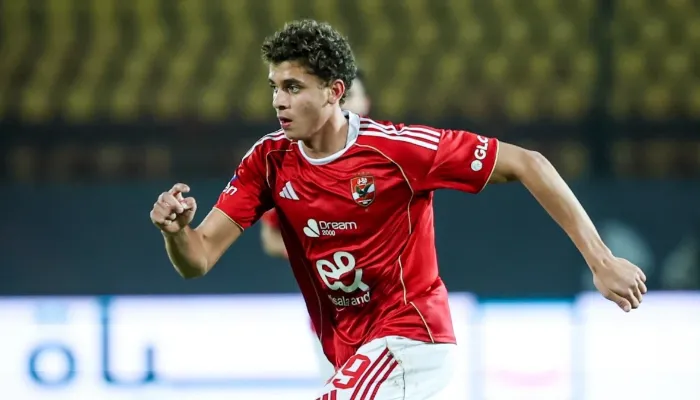 الأهلي يوافق رسميًا على إعارة حمزة عبد الكريم إلى برشلونة