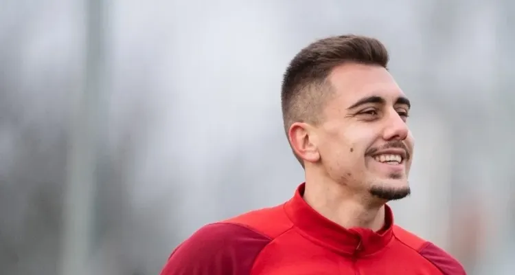 الإعارة أم فسخ العقد؟ الأهلي قد يكرر تجربة رضا سليم والقندوسي مع جراديشار وداري