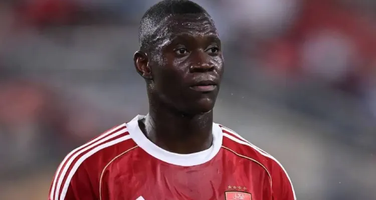 أليو ديانج يلفت أنظار أندية يونانية مع دخوله الفترة الحرة بالأهلي