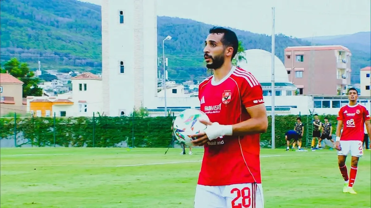 الأهلي يكشف تطورات إصابة بن شرقي وكريم فؤاد