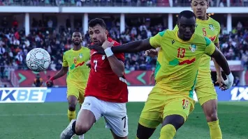 مدة غياب تريزيجيه المحتملة بعد إصابته في مباراة مصر وبنين