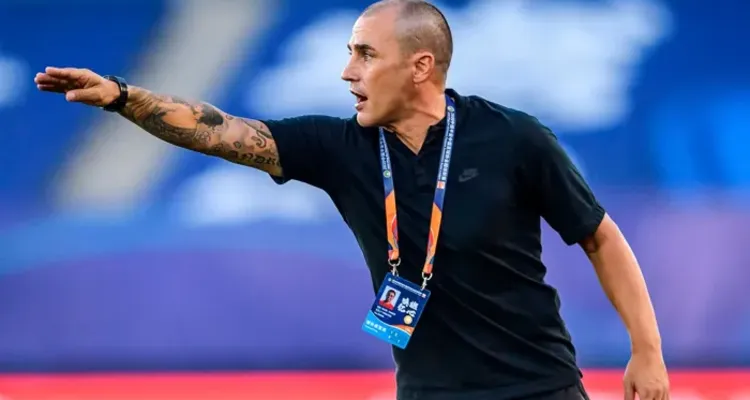 كانافارو: الأهلي اسم محفور في ذاكرة العالم وجماهيره ظاهرة كروية