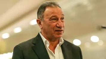 الأهلي يعلن عن أول صفقة في ميركاتو الشتاء.. الإثنين