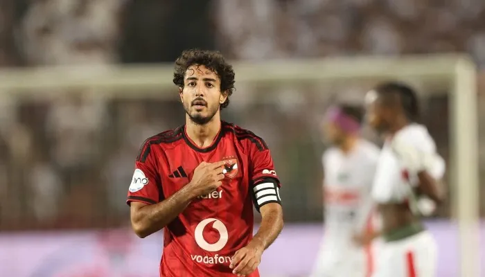 رغم تأكيدات قناة الأهلي.. محمد هاني يثير الجدل بشأن تجديد عقده