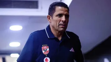 عموتة يطلب استمرار ثنائي الأهلي بعد يناير