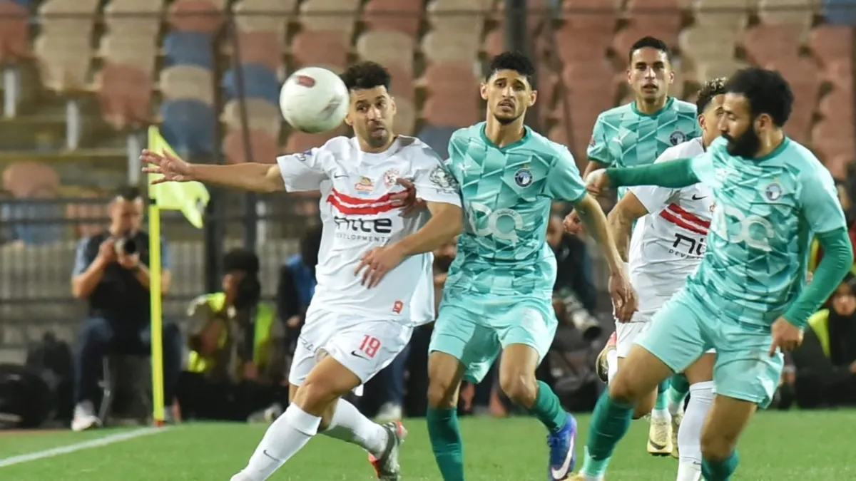 بيراميدز يخطط لخطف لاعب الأهلي السابق.. والزمالك في الصورة