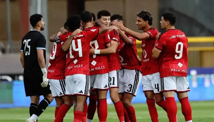 الأقرب للعودة إلى مباريات الأهلي من الخماسي المنبوذ؟