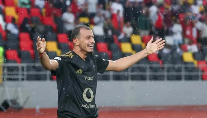 كيف تحول عمر الساعي من لاعب أقرب للرحيل إلى أساسي مع الأهلي؟