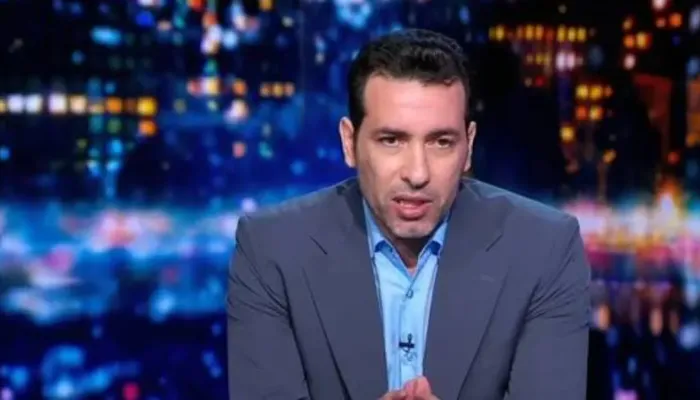 "اللي يشبع يقعد في البيت".. رسالة قوية من محمد أبو تريكة للاعبي الأهلي