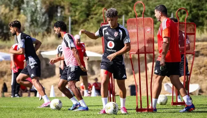 قبل مباراة الأهلي وبترول أسيوط.. تعرف على تاريخ مواجهات الفريقين