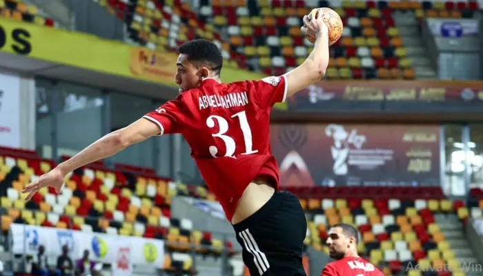 الأهلي يهزم بترو أتليتكو ويتأهل إلى نصف نهائي بطولة إفريقيا لكرة اليد