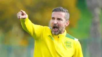 مدرب شبيبة القبائل يوجه رسائل نارية قبل مباراة الأهلي