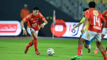 بينهم معتاد وآخر غريب.. المستبعدون من قائمة مباراة الأهلي والإسماعيلي في الدوري