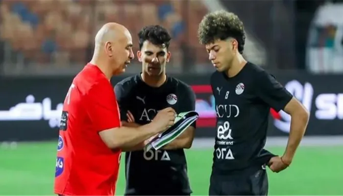 حقيقة تدخل حسام حسن في أزمة إمام عاشور مع الأهلي