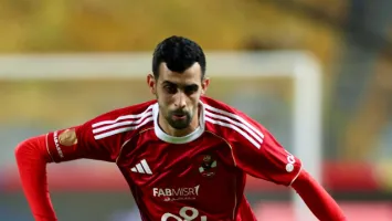 ماذا قدم بلعمري وكامويش في مباراة الأهلي والإسماعيلي؟.. بداية واعدة للمغربي